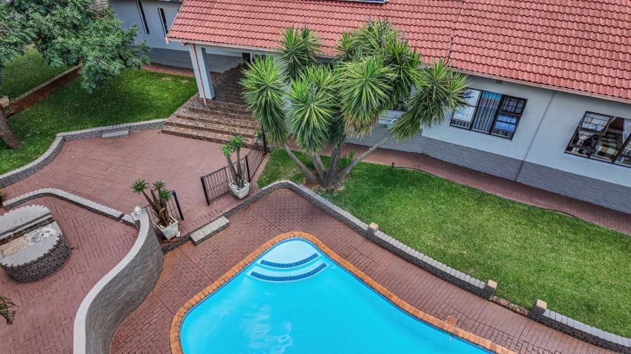 4 Bedroom Property for Sale in Safari Gardens North West